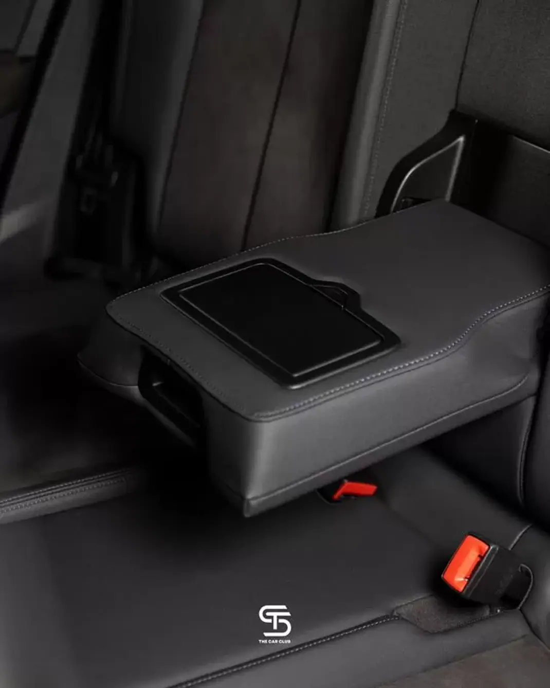 Audi RS Q3 Sportback 2021 - 62950 EUR, 80000 km - AUTO.MOTO.pt - 80000km - foto 22 de 24