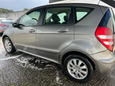 Mercedes-Benz A 180 2007 - 7000 EUR, 280000 km - AUTO.MOTO.pt - 280000km - foto 3 de 6