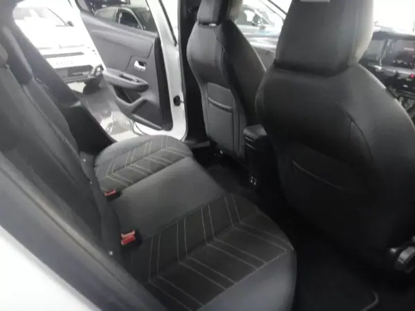 Opel Mokka 2022 - 17990 EUR, 44000 km - AUTO.MOTO.pt - 44000km - foto 17 de 30