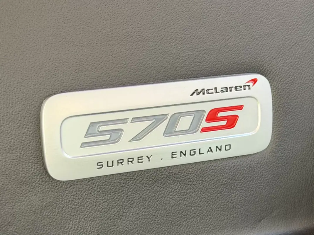 McLaren 570 2018 - 185000 EUR, 61874 km - 61874km - foto 14 de 14