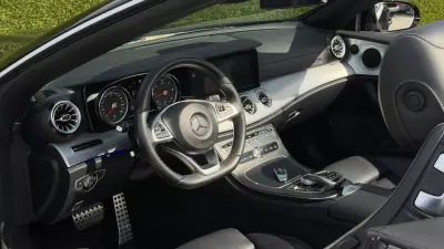 Mercedes-Benz E 220 2018 - 44990 EUR, 78000 km - AUTO.MOTO.pt - 78000km - foto 3 de 30