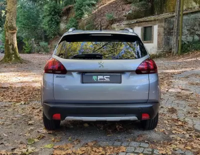 Peugeot 2008 2017 - 12450 EUR, 96000 km - AUTO.MOTO.pt - 96000km - foto 10 de 27