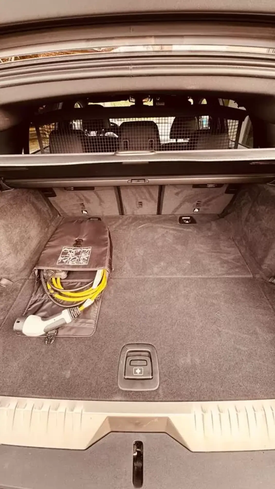 BMW 530e 2021 - 38750 EUR, 118296 km - AUTO.MOTO.pt - 118296km - foto 11 de 31