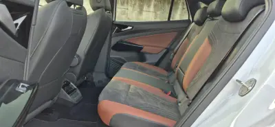 Volkswagen ID.5 2023 - 35750 EUR, 57000 km - AUTO.MOTO.pt - 57000km - foto 7 de 28