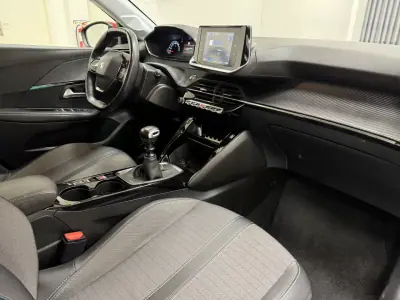 Peugeot 208 2020 - 13890 EUR, 63000 km - AUTO.MOTO.pt - 63000km - foto 24 de 29