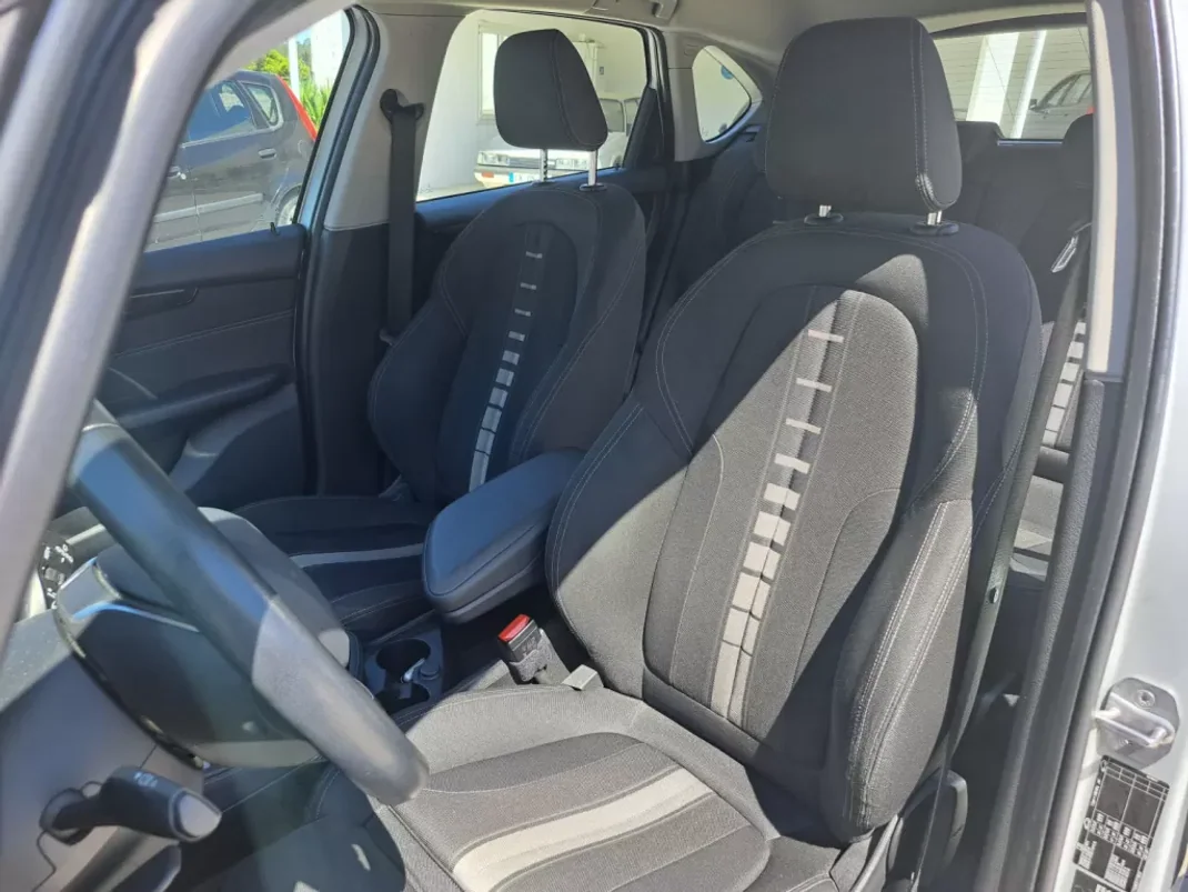 BMW 218 Active Tourer 2015 - 15950 EUR, 206206 km - 206206km - foto 14 de 21