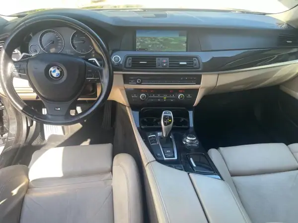 BMW 525 2012 - 14900 EUR, 253456 km - 253456km - foto 6 de 26