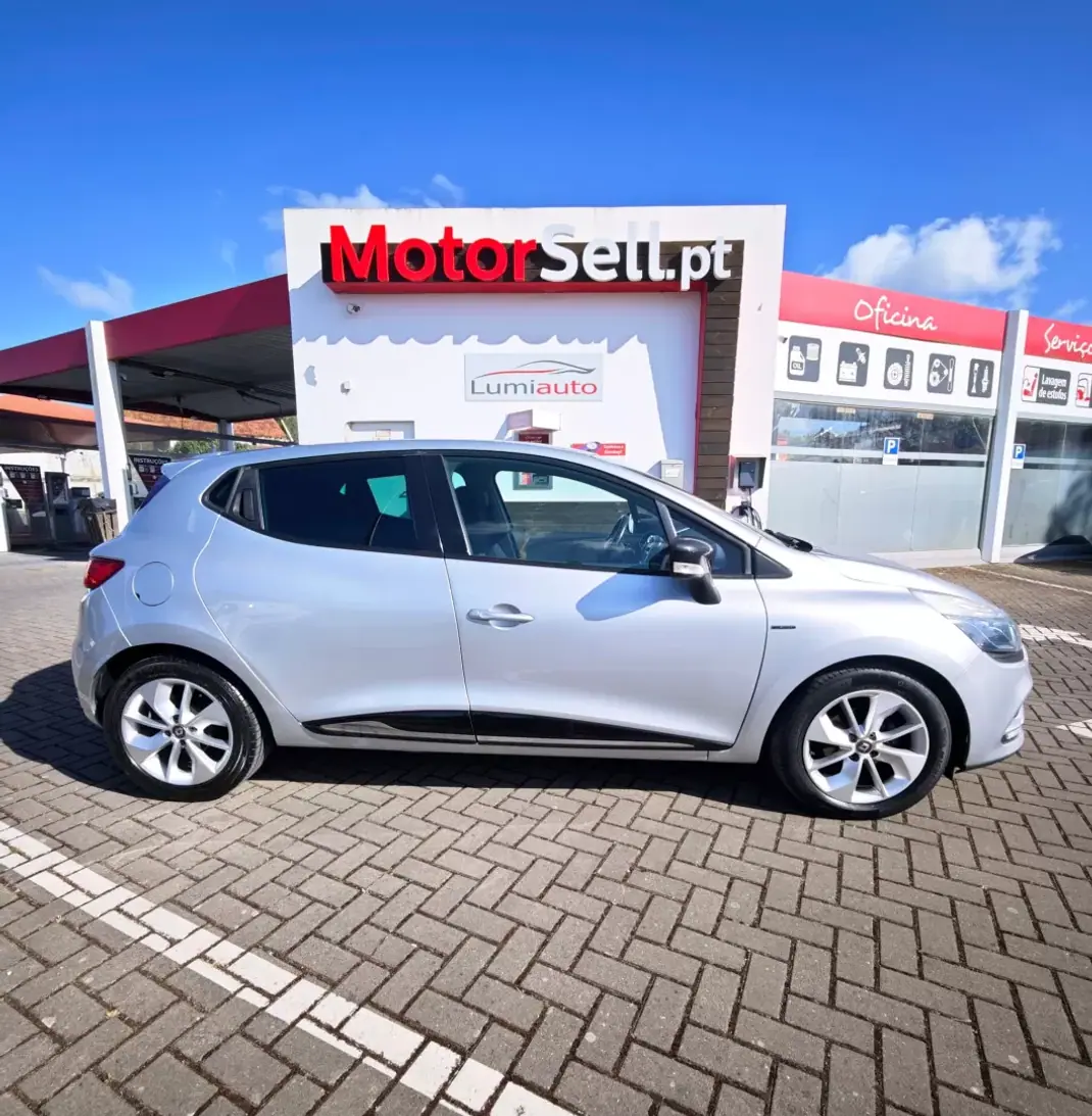 Renault Clio 2018 - 8600 EUR, 0 km - AUTO.MOTO.pt - foto 7 de 10