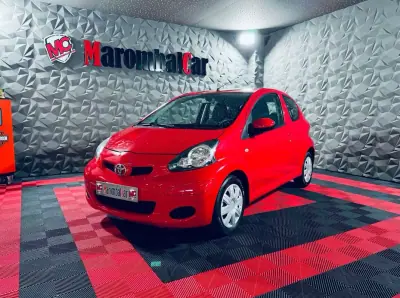 Toyota Aygo 2009 - 4990 EUR, 96384 km - AUTO.MOTO.pt - 96384km - foto 9 de 26