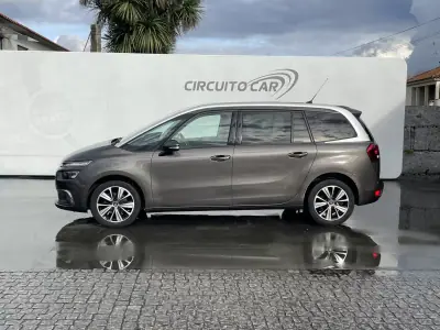 Citroën C4 Grand Picasso 2017 - 13995 EUR, 113714 km - AUTO.MOTO.pt - 113714km - foto 2 de 47