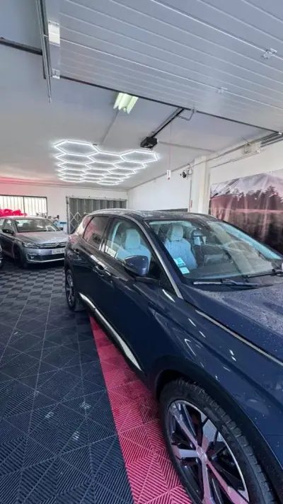 Peugeot 3008 2018 - 18900 EUR, 115000 km - AUTO.MOTO.pt - 115000km - foto 46 de 46