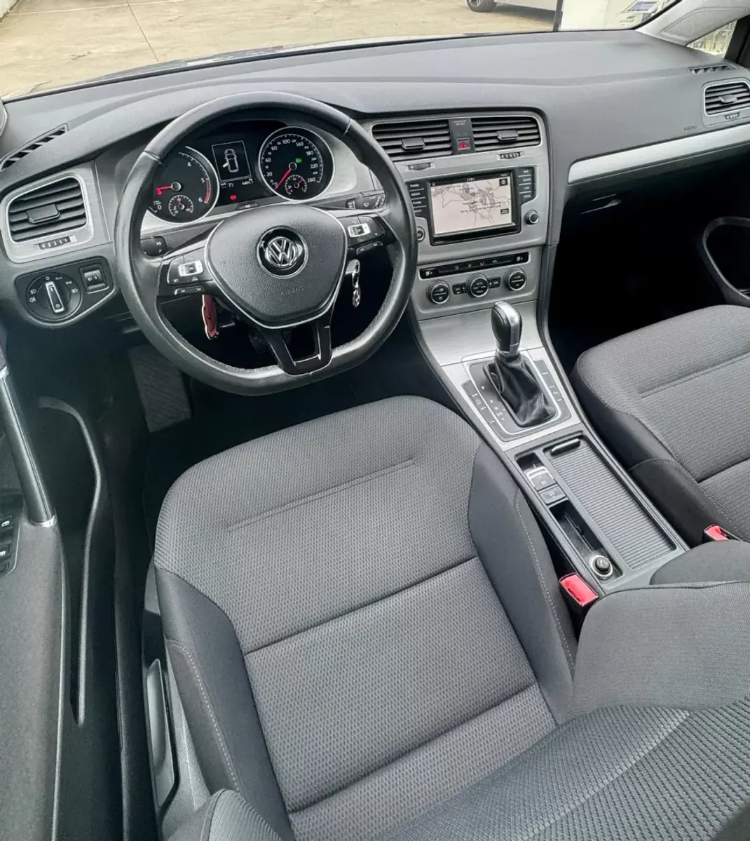Volkswagen Golf 2016 - 18900 EUR, 98000 km - AUTO.MOTO.pt - 98000km - foto 4 de 27