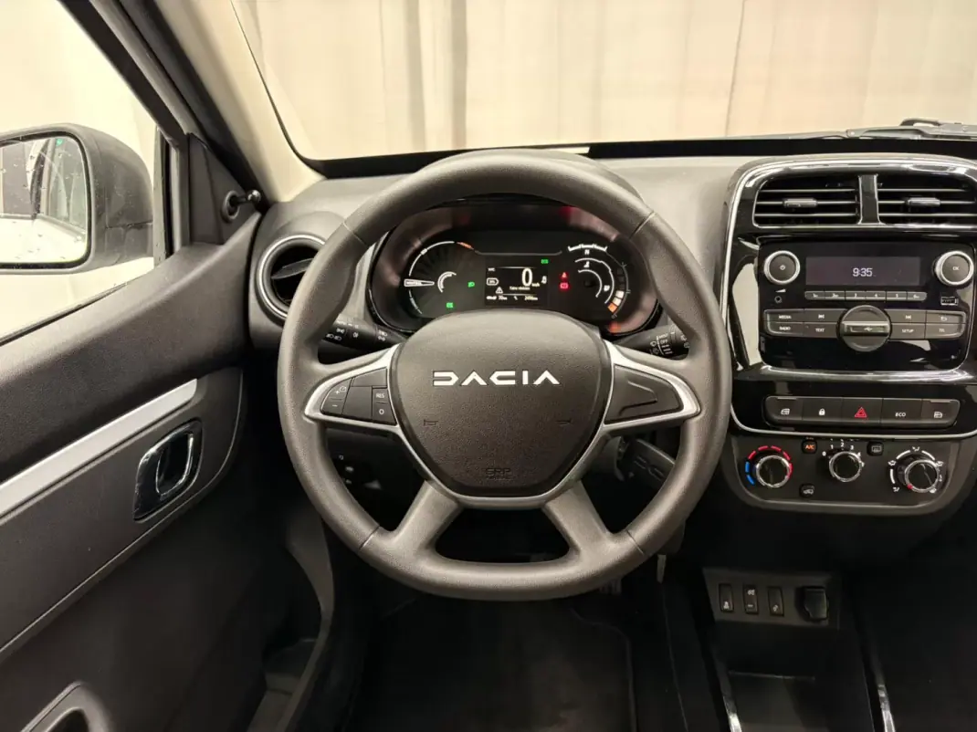 Dacia Spring 2023 - 12250 EUR, 8500 km - AUTO.MOTO.pt - 8500km - foto 9 de 14