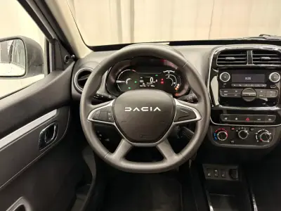 Dacia Spring 2023 - 12250 EUR, 8500 km - AUTO.MOTO.pt - 8500km - foto 9 de 14