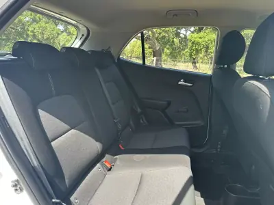 Kia Picanto 2021 - 10450 EUR, 86000 km - AUTO.MOTO.pt - 86000km - foto 8 de 11