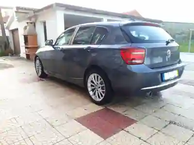 BMW 120 2014 - 11500 EUR, 248000 km - AUTO.MOTO.pt - 248000km - foto 4 de 8