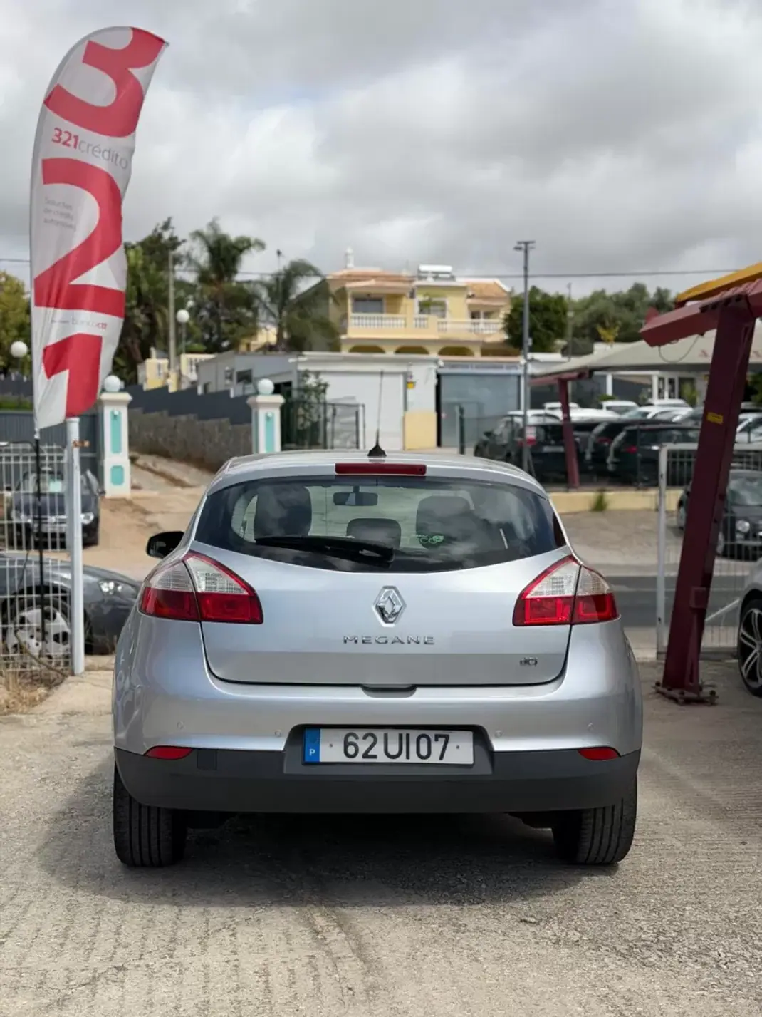 Renault Mégane 2015 - 10900 EUR, 150155 km - 150155km - foto 5 de 9