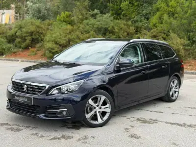 Peugeot 308 2020 - 13900 EUR, 100002 km - AUTO.MOTO.pt - 100002km - foto 2 de 21