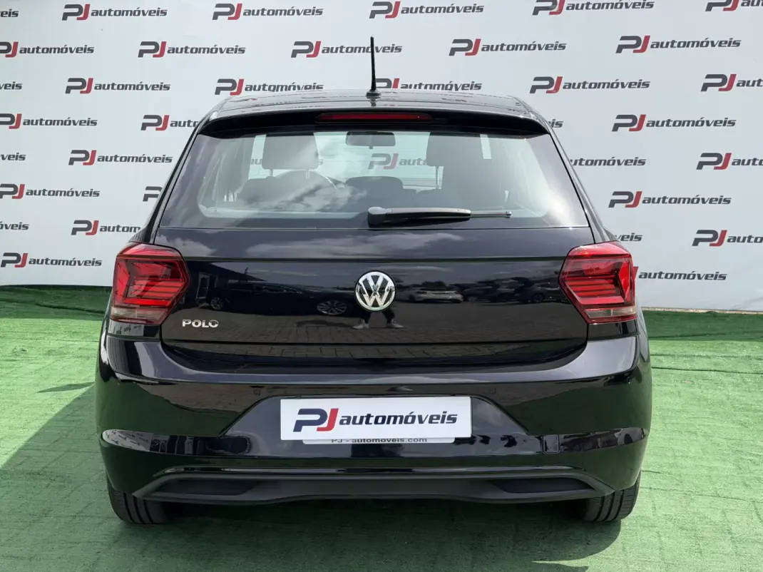 Volkswagen Polo 2019 - 12990 EUR, 62100 km - AUTO.MOTO.pt - 62100km - foto 7 de 18
