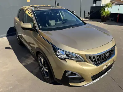 Peugeot 3008 2017 — foto 4 de 64