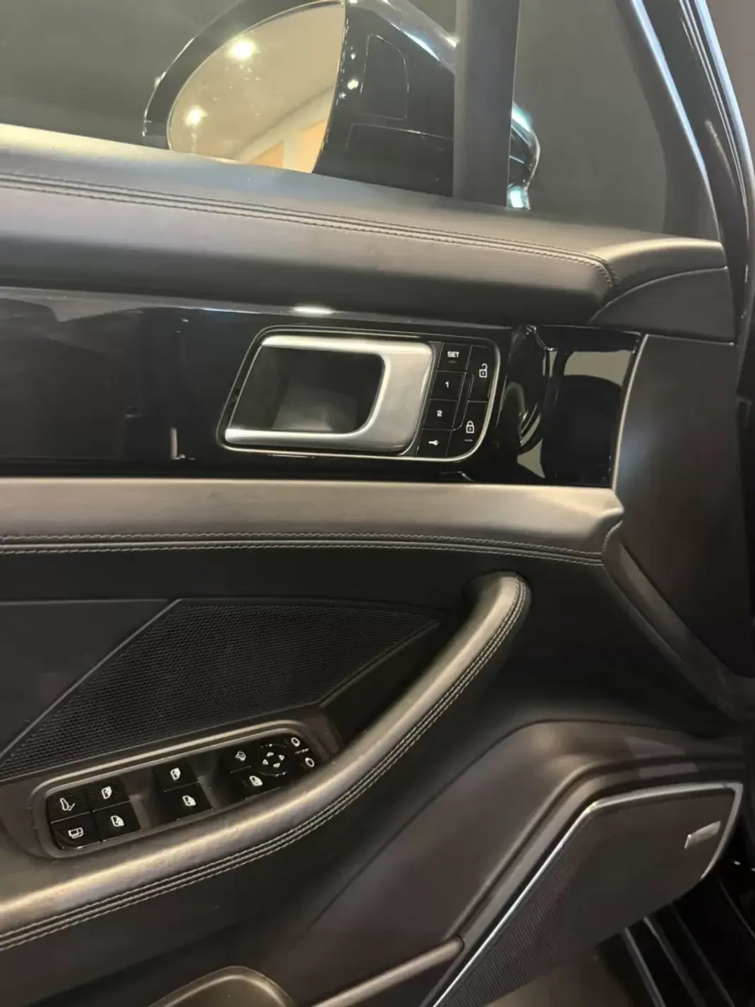 Porsche Panamera Sport Turismo 2020 - 74990 EUR, 144686 km - 144686km - foto 7 de 13
