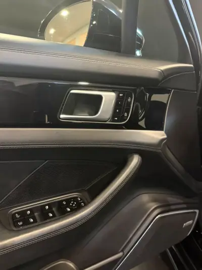 Porsche Panamera Sport Turismo 2020 - 74990 EUR, 144686 km - 144686km - foto 7 de 13