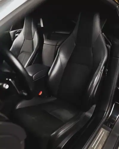 Jaguar F-Type 2018 - 45950 EUR, 78000 km - AUTO.MOTO.pt - 78000km - foto 25 de 31