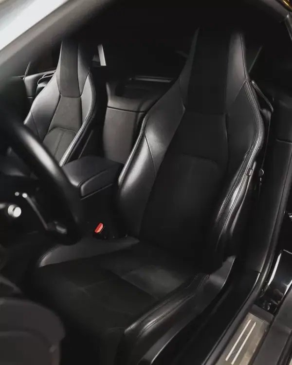 Jaguar F-Type 2018 - 45950 EUR, 78000 km - AUTO.MOTO.pt - 78000km - foto 25 de 31