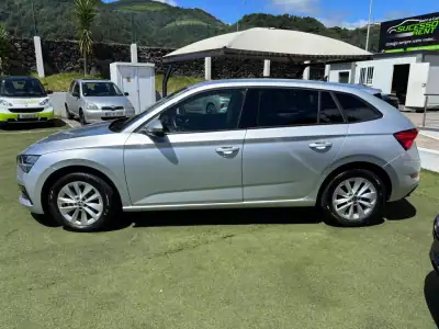 Skoda Scala 2023 - 23490 EUR, 53901 km - AUTO.MOTO.pt - 53901km - foto 4 de 15