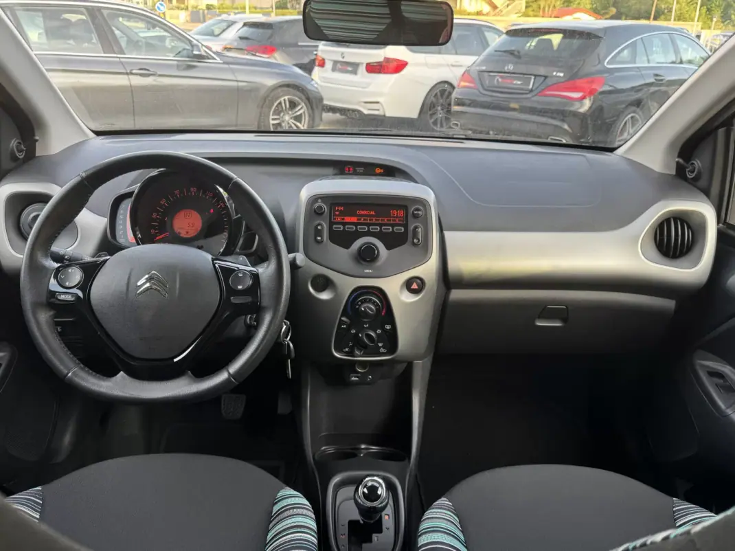 Citroën C1 2018 - 9999 EUR, 40000 km - AUTO.MOTO.pt - 40000km - foto 10 de 20