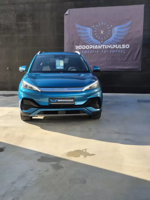 BYD Atto 3 2022 — photo 2 of 40