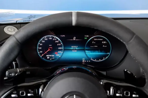 Mercedes-Benz AMG GT 2021 - 267500 EUR, 15250 km - AUTO.MOTO.pt - 15250km - foto 10 de 22