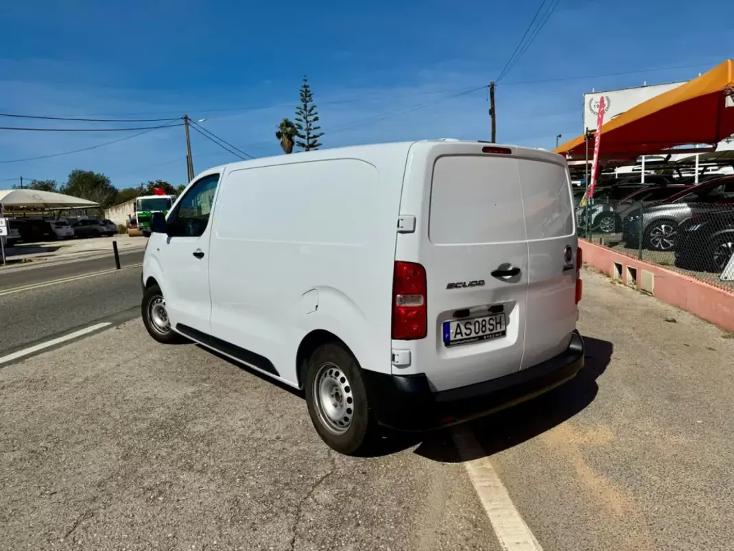Fiat Scudo Furgao L2 1.5 BLUEHDI 120CV S&S 2022 - 17450 EUR, 114128 km - 114128km - foto 4 de 10