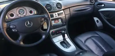 Mercedes-Benz CLK 220 2006 - 11990 EUR, 239000 km - AUTO.MOTO.pt - 239000km - foto 13 de 34