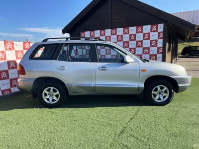 Hyundai Santa Fe 2003 - 5990 EUR, 215865 km - AUTO.MOTO.pt - 215865km - foto 2 de 18