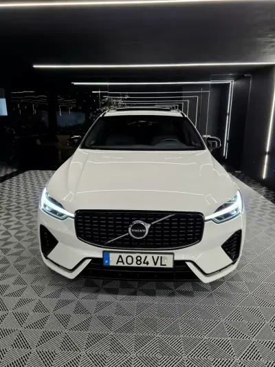 Volvo XC 60 2022 - 36750 EUR, 142382 km - AUTO.MOTO.pt - 142382km - foto 10 de 37