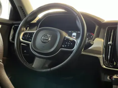 Volvo V90 2018 - 27490 EUR, 160000 km - AUTO.MOTO.pt - 160000km - foto 12 de 53