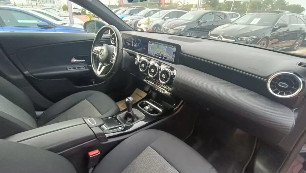 Mercedes-Benz CLA 180 2020 - 23990 EUR, 152000 km - AUTO.MOTO.pt - 152000km - foto 37 de 39