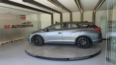 Honda Civic Tourer 2014 - 10750 EUR, 193536 km - AUTO.MOTO.pt - 193536km - foto 14 de 57