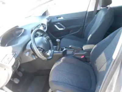 Peugeot 308 SW 2020 - 14500 EUR, 87664 km - AUTO.MOTO.pt - 87664km - foto 8 de 15