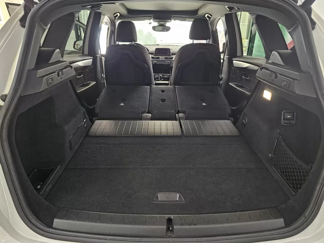 BMW 218 Active Tourer 2015 - 18300 EUR, 105000 km - AUTO.MOTO.pt - 105000km - foto 32 de 39