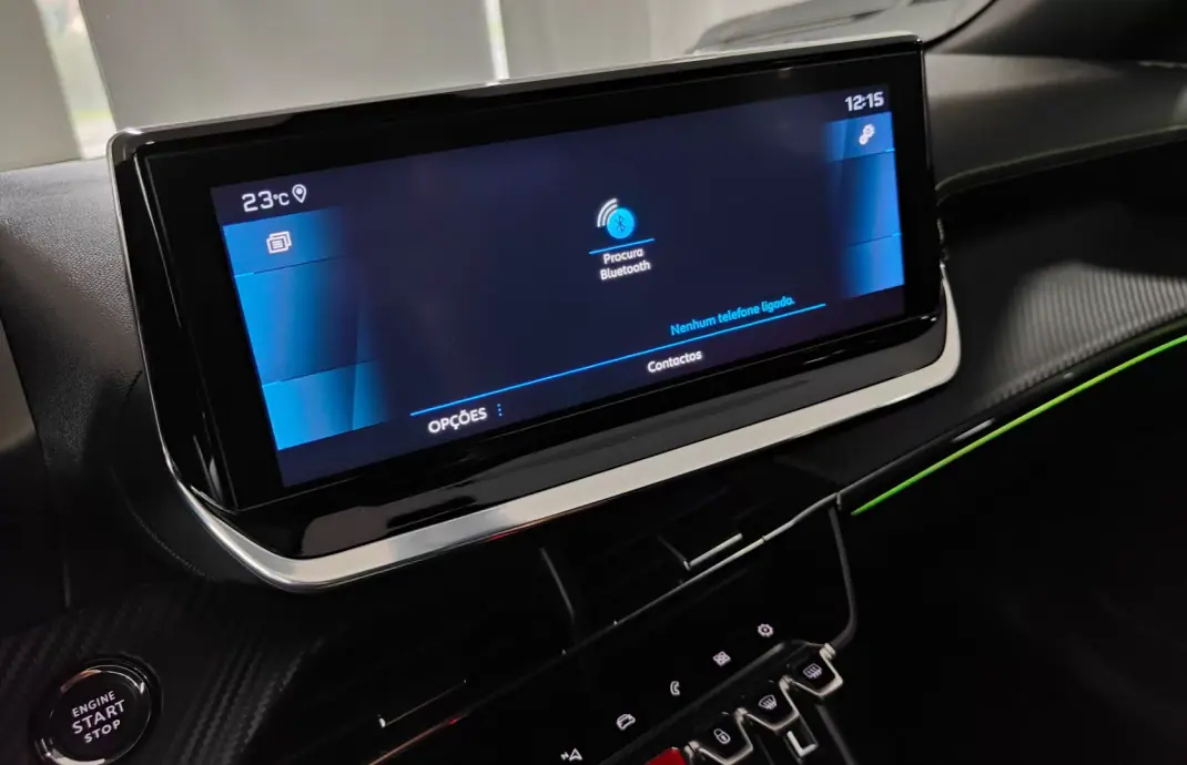 Peugeot 2008 2020 - 15990 EUR, 67000 km - AUTO.MOTO.pt - 67000km - foto 58 de 61