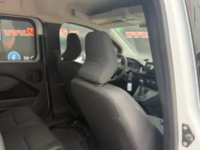 Renault Kangoo 2024 - 25900 EUR, 84343 km - AUTO.MOTO.pt - 84343km - foto 16 de 18