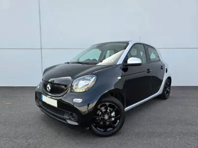 Smart ForFour 2015 - 7750 EUR, 124000 km - AUTO.MOTO.pt - 124000km - foto 1 de 29