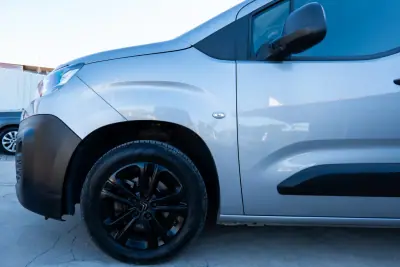 Citroën Berlingo 2022 - 14900 EUR, 115 km - AUTO.MOTO.pt - 115km - foto 7 de 22