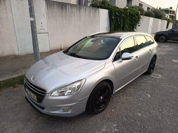 Peugeot 508 SW 2.0 HDi Allure 2014 Diesel — 234 400 km · Braga Peugeot 508 SW 2.0 HDi Allure 2014 Diesel