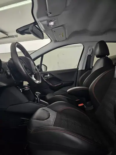 Peugeot 208 2019 - 11950 EUR, 90328 km - AUTO.MOTO.pt - 90328km - foto 62 de 90