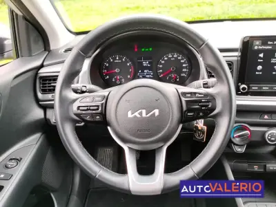 Kia Rio 2021 - 14450 EUR, 70980 km - AUTO.MOTO.pt - 70980km - foto 16 de 32