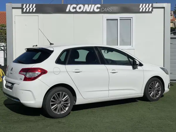 Citroën C4 2011 - 6490 EUR, 221000 km - AUTO.MOTO.pt - 221000km - foto 3 de 31