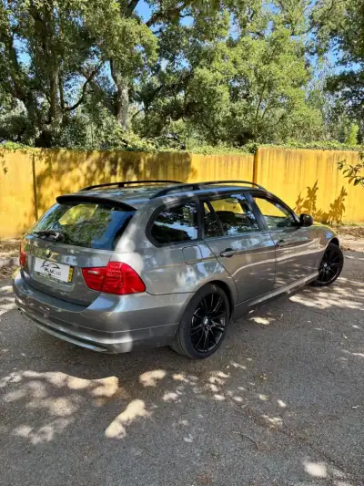 BMW 318 2009 - 7900 EUR, 317000 km - AUTO.MOTO.pt - 317000km - foto 4 de 10